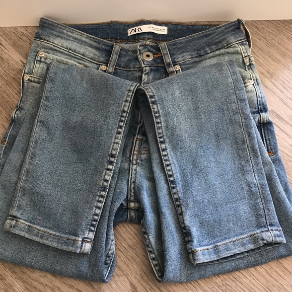 Zara Man jeans🌹 - Picture 1 of 4